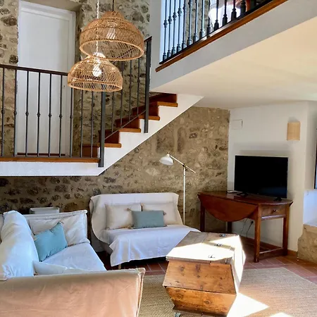 Els Racons Del Castle Hosting Up To 18 People *