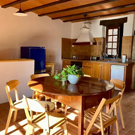 Villa Els Racons Del Castle Hosting Up To 18 People *