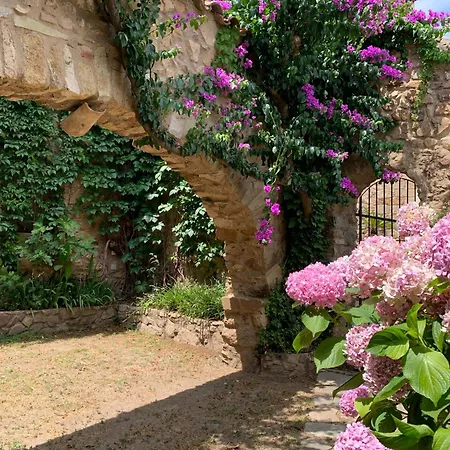 Els Racons Del Castle Hosting Up To 18 People *