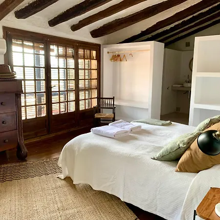 Els Racons Del Castle Hosting Up To 18 People *