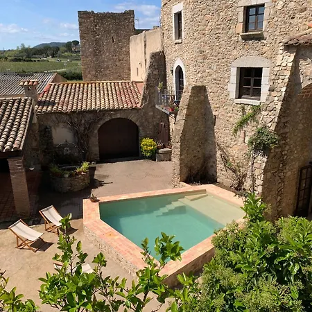 Els Racons Del Castle Hosting Up To 18 People